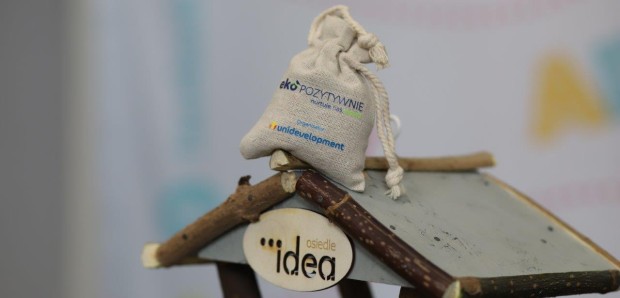 Spacer z ornitologiem i budowanie karmników w Radomiu  – kolejna odsłona akcji ekoPOZYTYWNIE